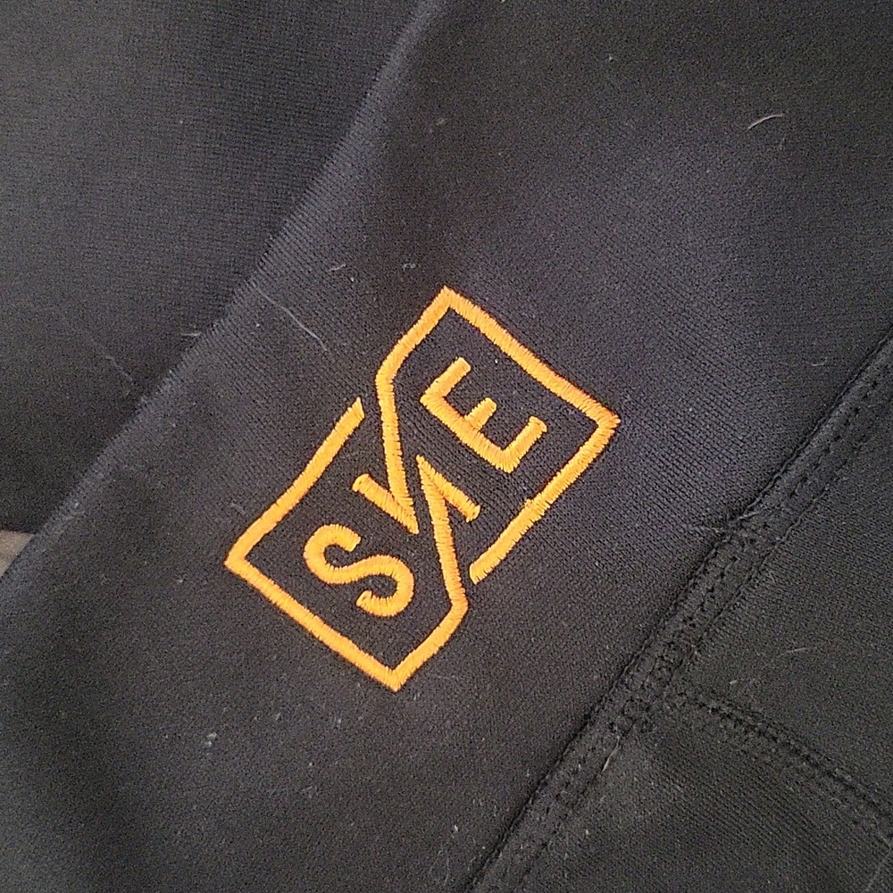 SHE insulated base layer
